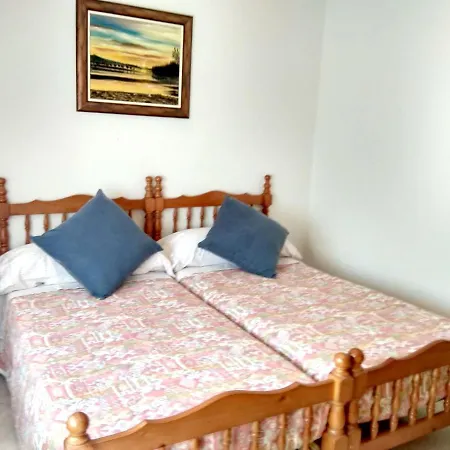 Spacious House With Garden In - Family-friendly * Touro