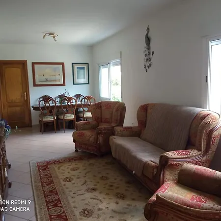 Spacious House With Garden In - Family-friendly Тоуро