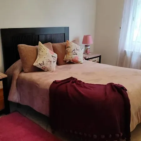 Spacious House With Garden In - Family-friendly Tatil Evi *