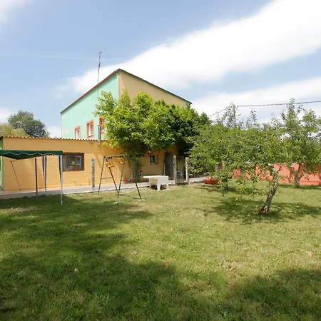 Spacious House With Garden In - Family-friendly Tatil Evi *