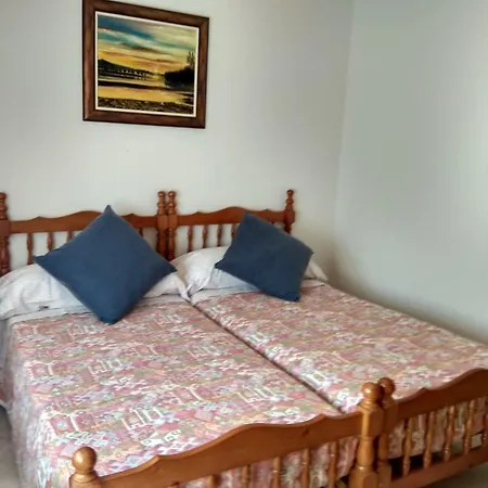 Tatil Evi Spacious House With Garden In - Family-friendly Touro