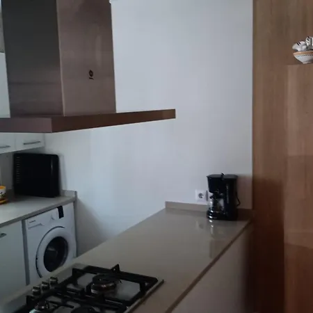 Tatil Evi Spacious House With Garden In - Family-friendly