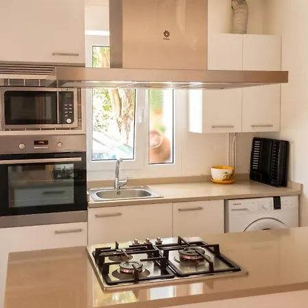 Spacious House With Garden In - Family-friendly Touro