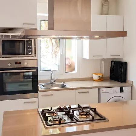 Spacious House With Garden In - Family-friendly Tatil Evi *