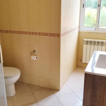 Spacious House With Garden In - Family-friendly Touro