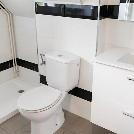 Spacious House With Garden In - Family-friendly Tatil Evi Touro