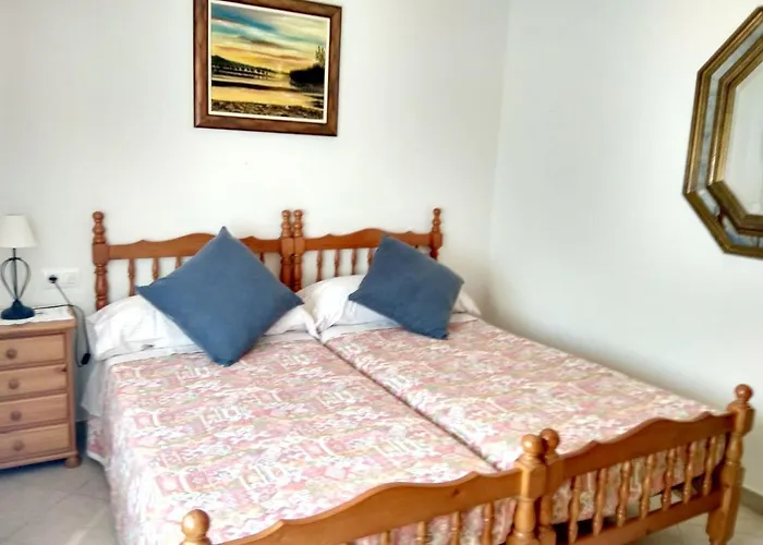 Spacious House With Garden In - Family-friendly * Touro