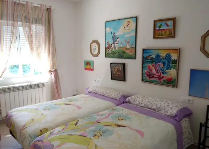 Spacious House With Garden In - Family-friendly 別荘 *