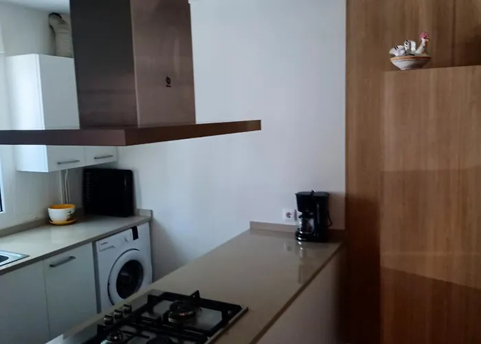 Spacious House With Garden In - Family-friendly * Touro