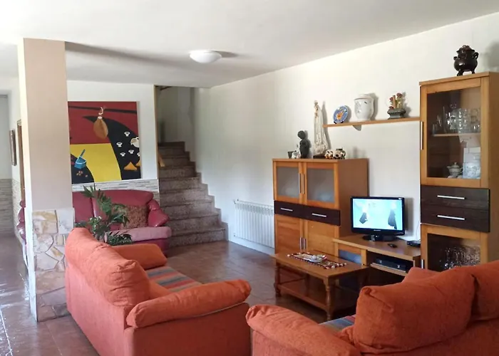 Spacious House With Garden In - Family-friendly Touro