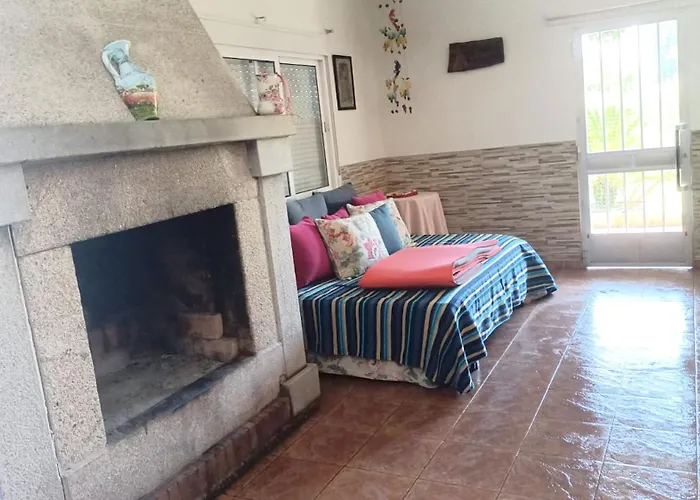 Spacious House With Garden In - Family-friendly Touro