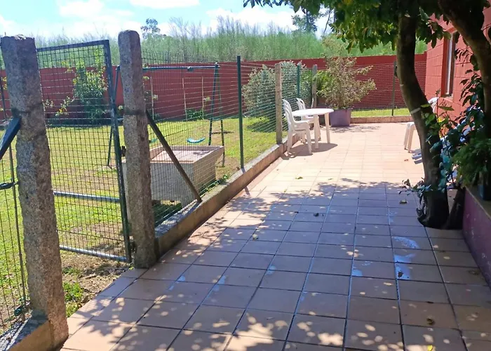 Spacious House With Garden In - Family-friendly 別荘 Touro