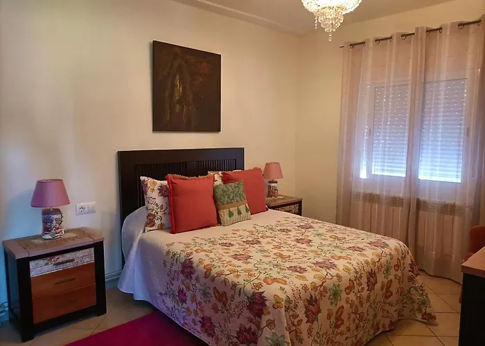 Spacious House With Garden In - Family-friendly