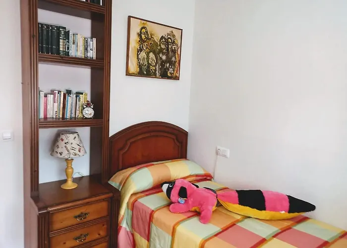 別荘 Spacious House With Garden In - Family-friendly *