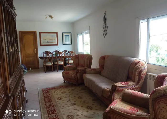 Spacious House With Garden In - Family-friendly Touro