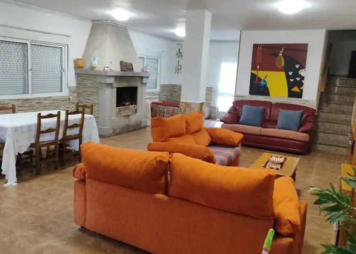 Spacious House With Garden In - Family-friendly 別荘 *