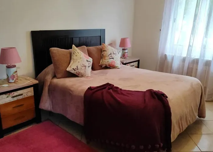 Spacious House With Garden In - Family-friendly 別荘 *